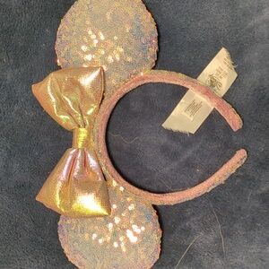 Disney rose gold Minnie ears